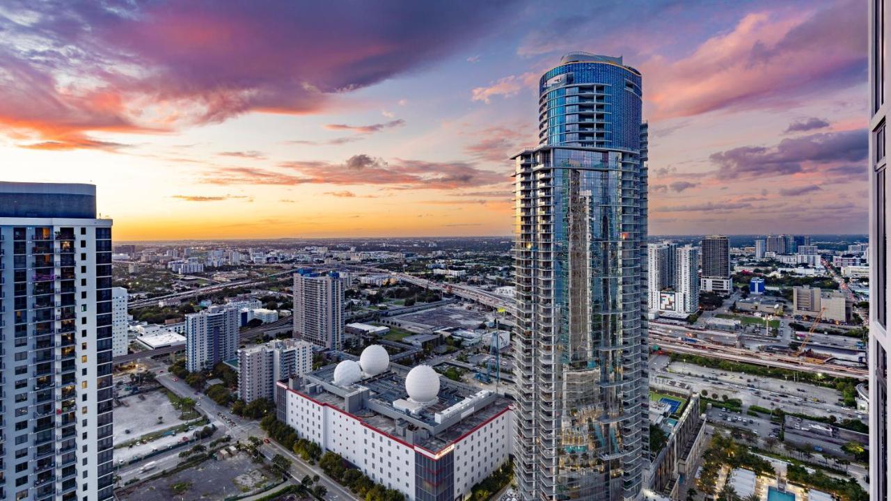 Global Luxury Suites Miami Worldcenter 外观 照片