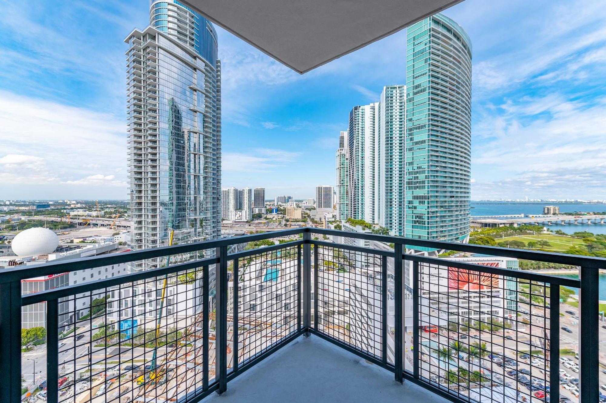 Global Luxury Suites Miami Worldcenter 客房 照片